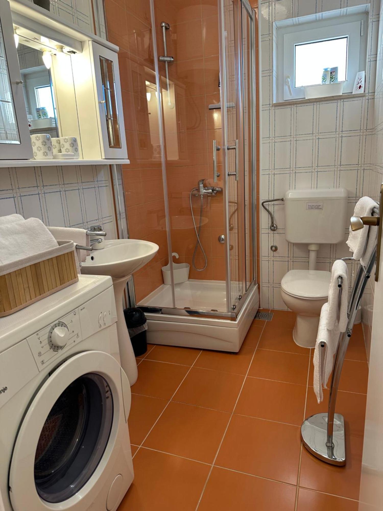 Apartments - Rooms Vesna Primošten Εξωτερικό φωτογραφία