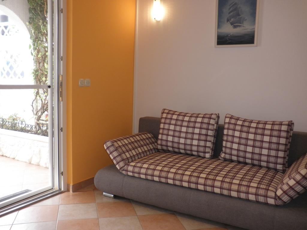 Apartments - Rooms Vesna Primošten Δωμάτιο φωτογραφία
