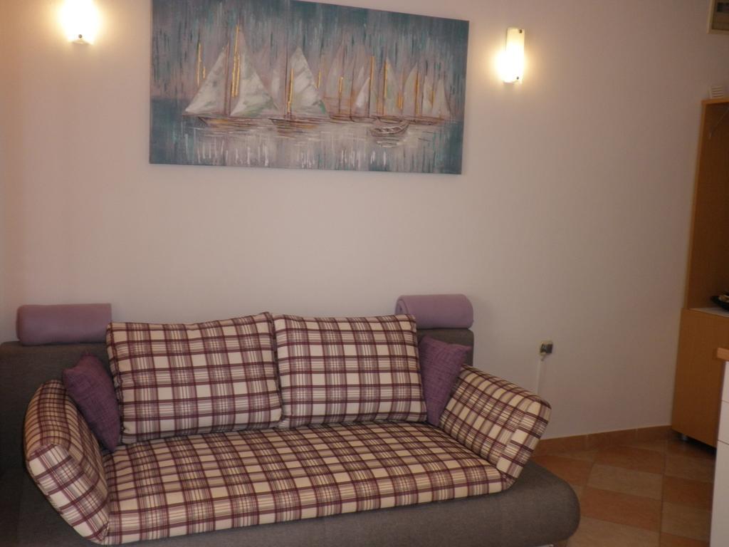 Apartments - Rooms Vesna Primošten Εξωτερικό φωτογραφία