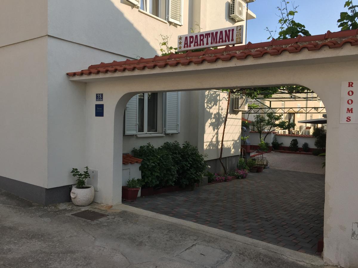 Apartments - Rooms Vesna Primošten Εξωτερικό φωτογραφία