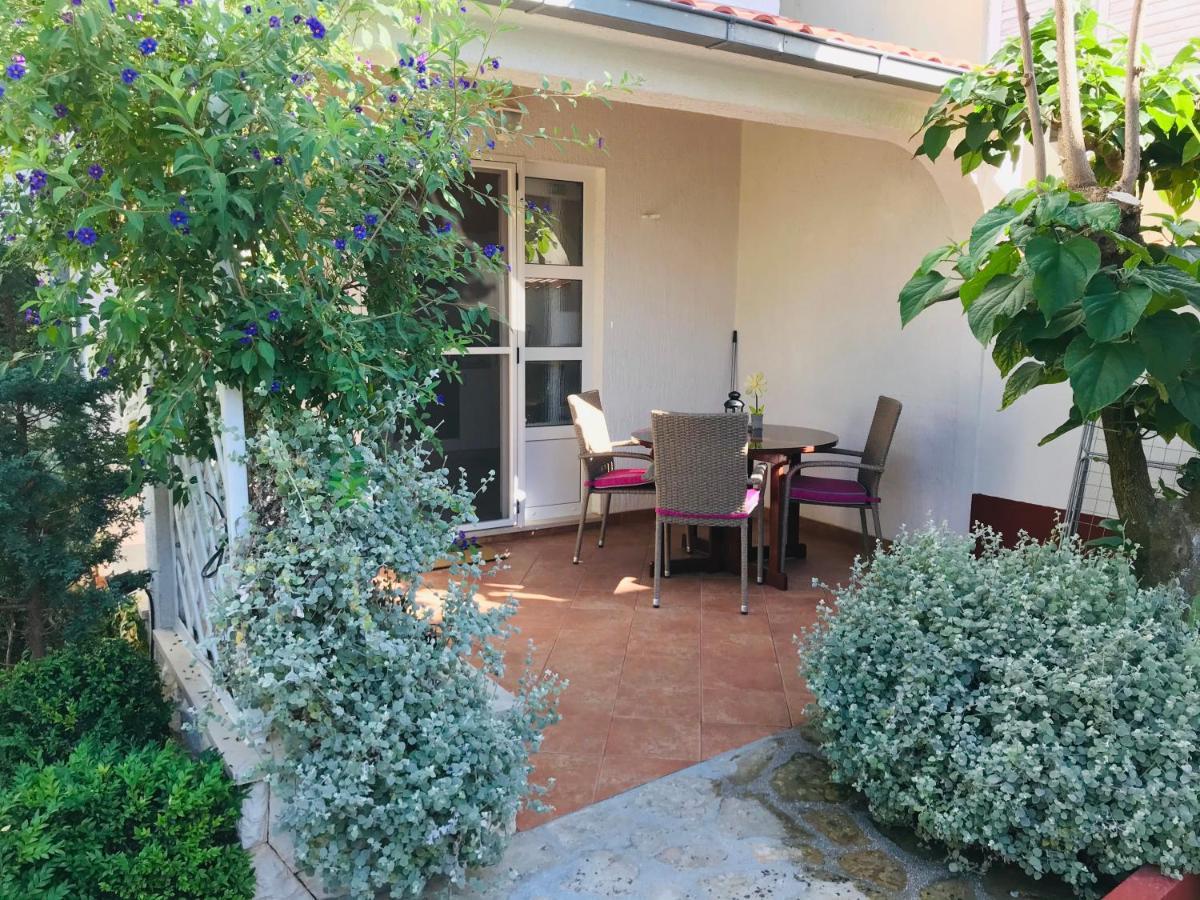 Apartments - Rooms Vesna Primošten Εξωτερικό φωτογραφία